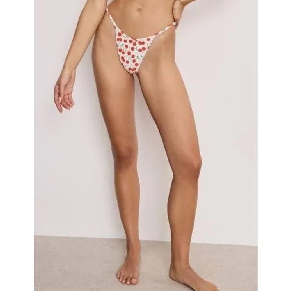 Good American White Cherry Print Swim Bottoms NWOT Size Large